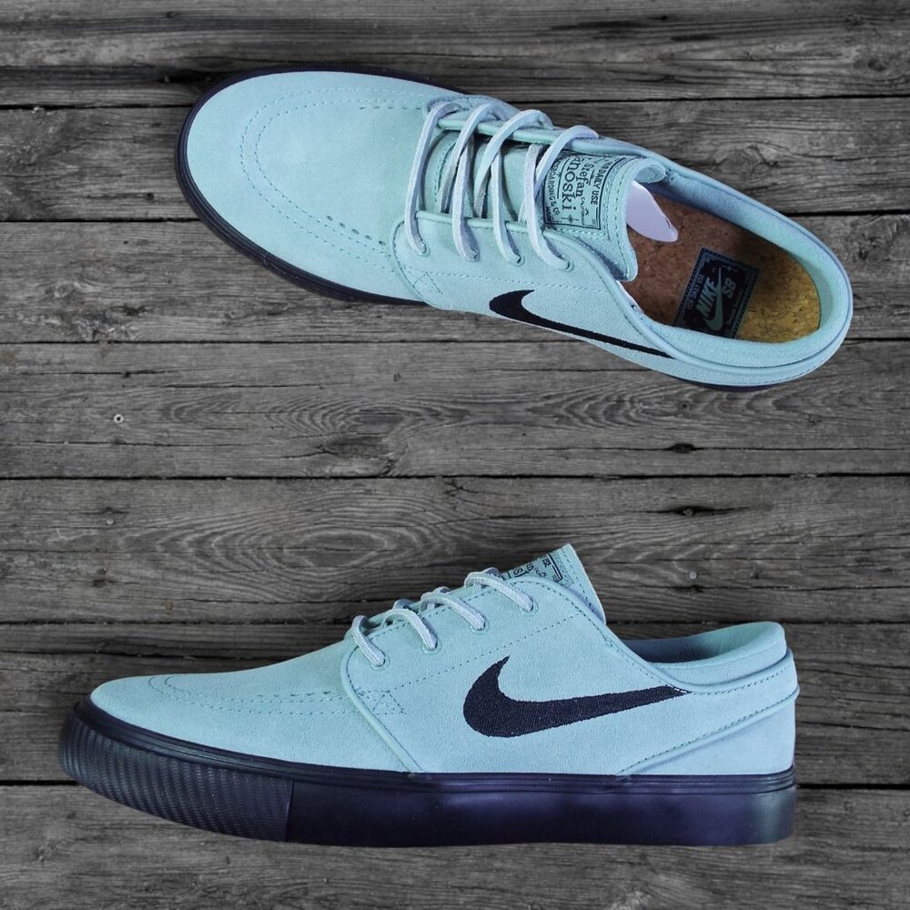 Nike SB Zoom Janoski OG+ Shoes / Cannon-Black (BRAND NEW)